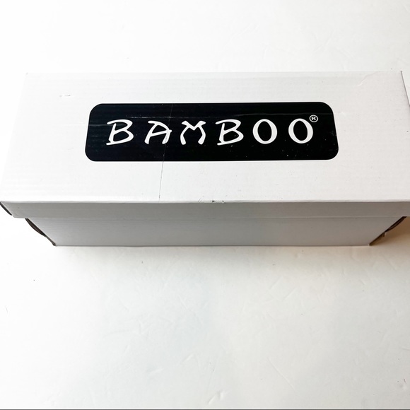 Forever 21 | Clear Pearl Ball Stud-Embellished Flat Jelly Sandals - Picture 5 of 9